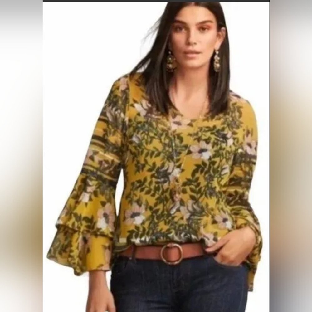 Cabi "scene" blouse Bell sleeve yellow floral flowy gorgeous blouse top XS